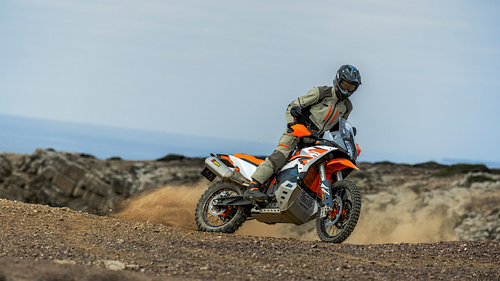 2025 KTM 890 Adventure